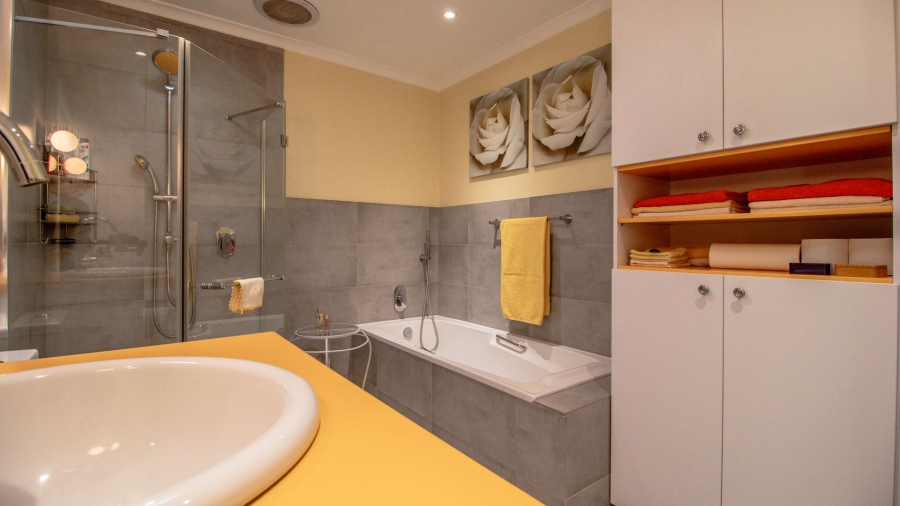 2 Bedroom Property for Sale in Pinelands Western Cape